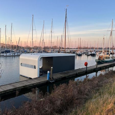 Tinyfloat Andijk Villa Exteriör bild