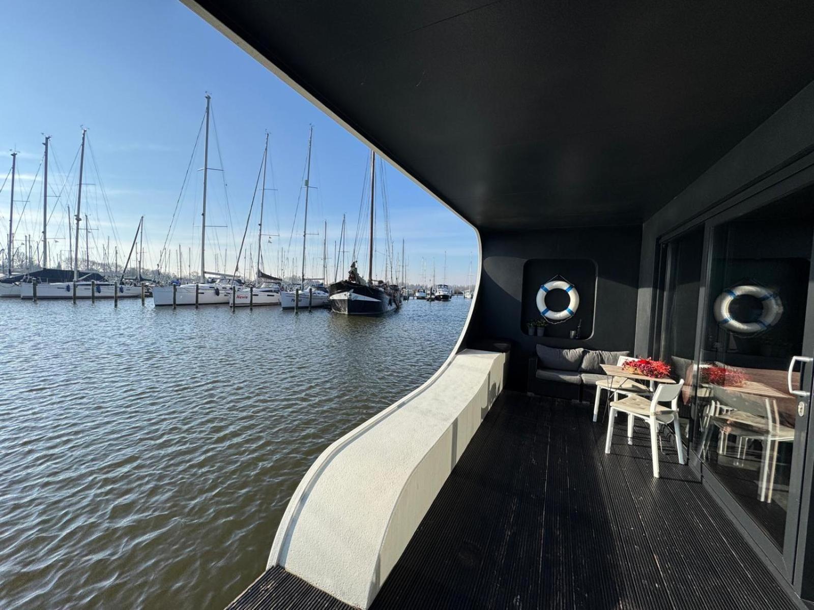 Tinyfloat Andijk Villa Exteriör bild